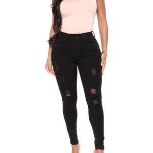 FashionNova Get In The Groove Distressed Jeans - Black Size : 15 NWT